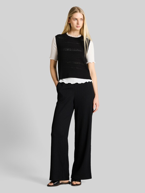 Jumper with perforated pattern - deep black