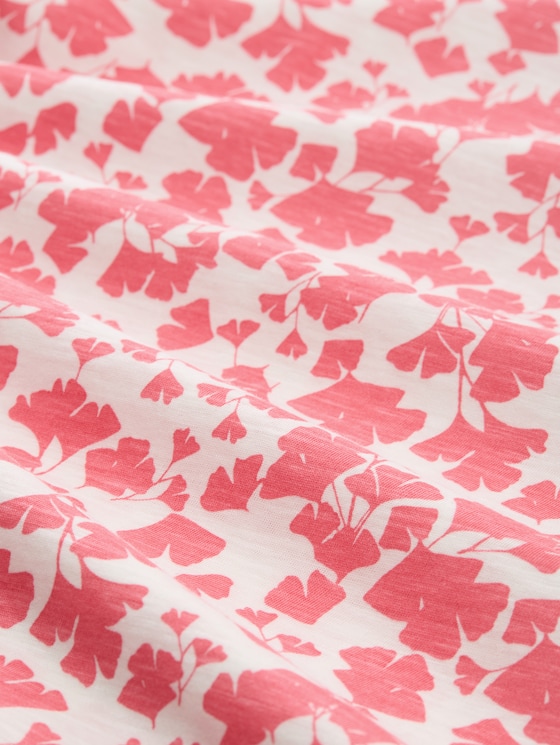 Cotton T-shirt - coral pink ginkgo minimal