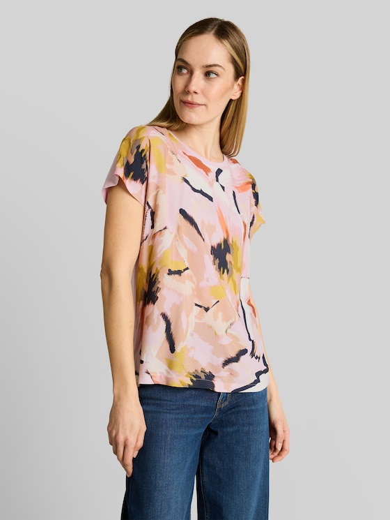 T-shirt in a mix of materials - big abstract flower print