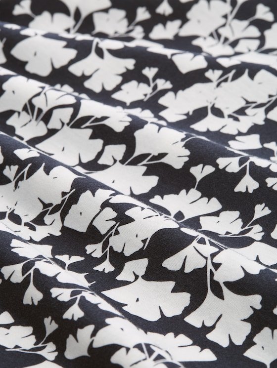 Long-sleeved shirt with pattern - blue ginkgo minimal