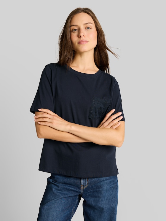 Boxy fit T-shirt with chest pocket - sky captain blue