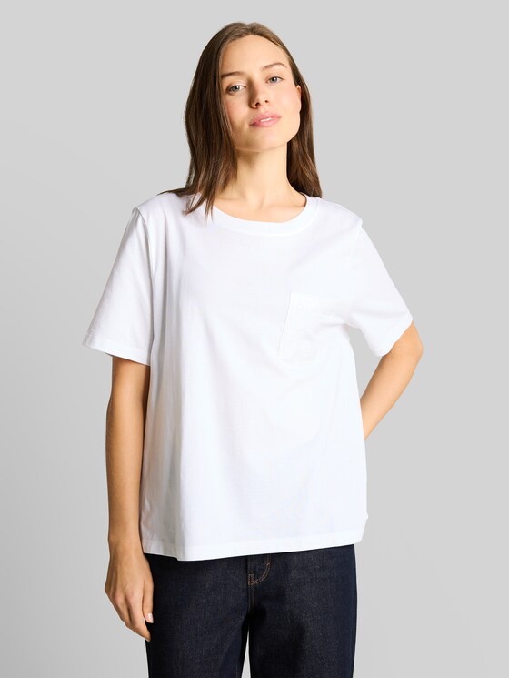 Boxy fit T-shirt with chest pocket - White