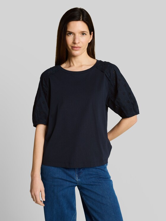 T-shirt with eyelet embroidery - sky captain blue