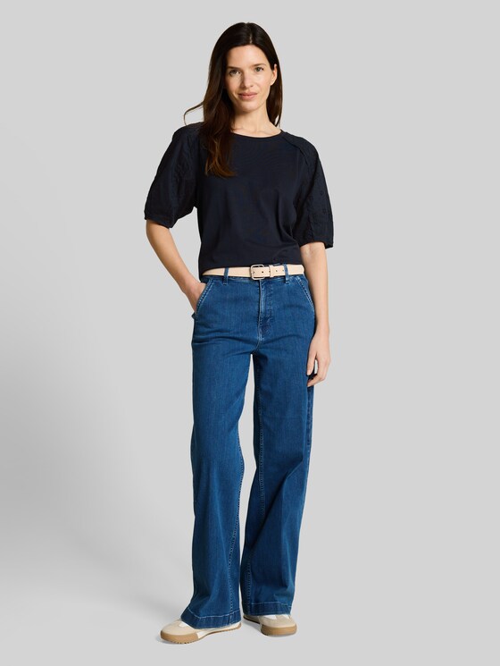 T-shirt with eyelet embroidery - sky captain blue