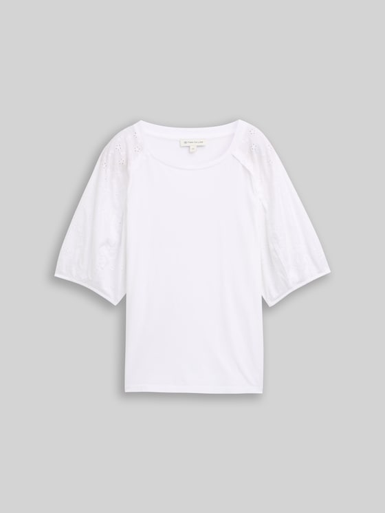 T-shirt with eyelet embroidery - White