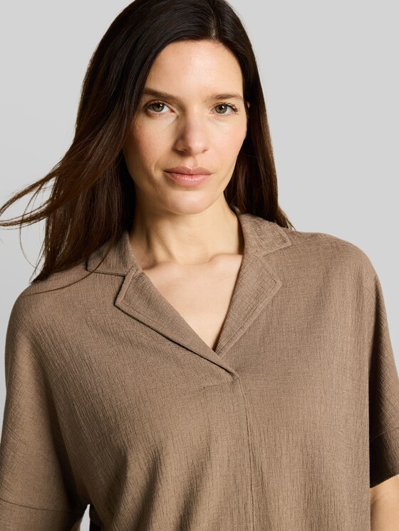 Loose fit T-shirt with lapel collar - taupe grey