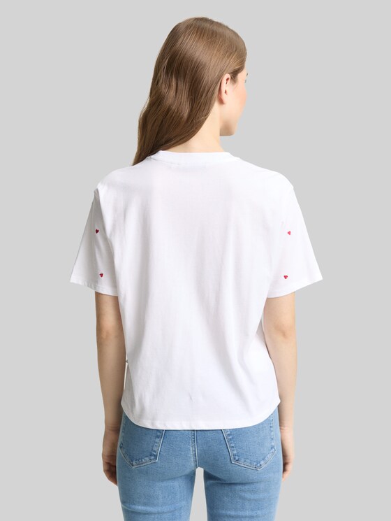 Boxy-fit T-shirt with embroidery - white red heart embroidery