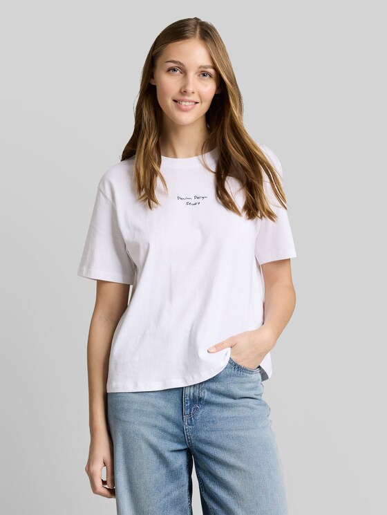 Boxy-fit T-shirt with embroidery - White