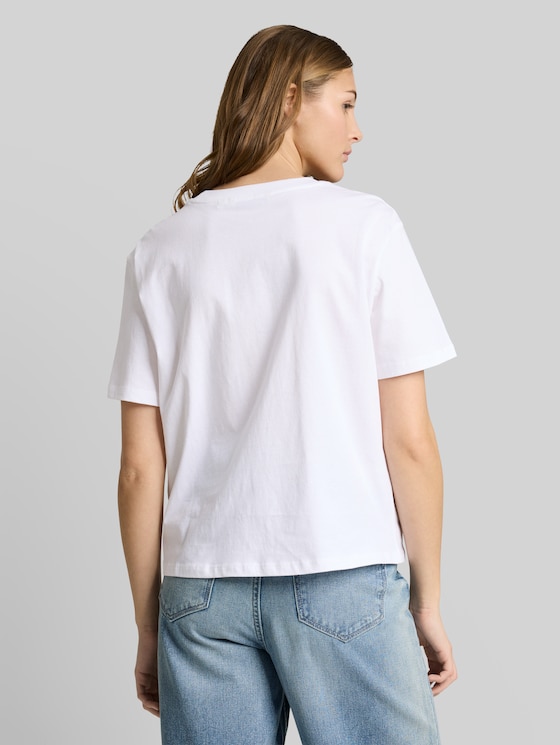 Boxy-fit T-shirt with embroidery - White