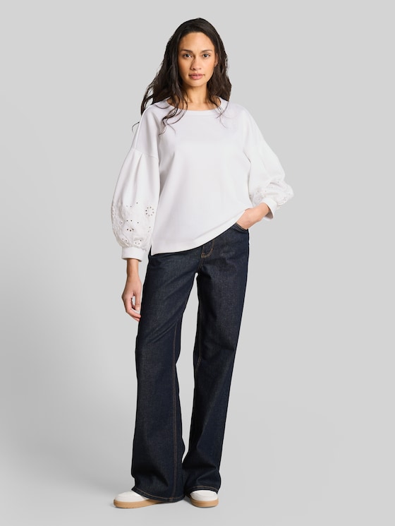 Boxy sweatshirt with eyelet embroidery - White