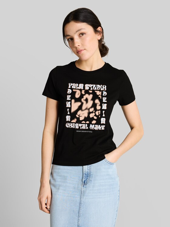 Printed T-shirt - deep black
