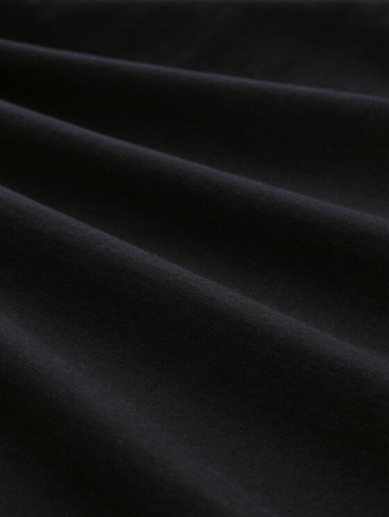Loose fit T-shirt with embroidery - deep black