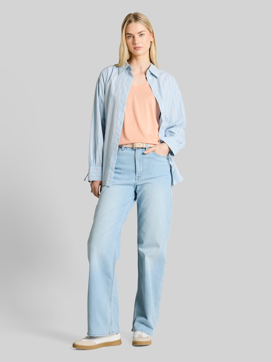 T-shirt with V-neck - Orange Parfait