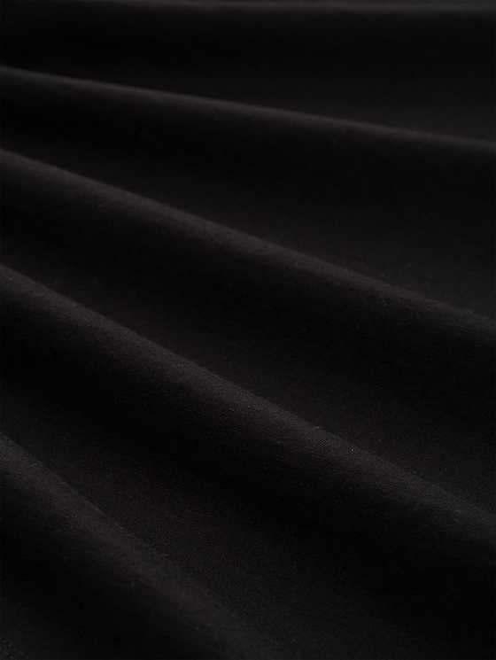 Loose fit T-shirt with eyelet embroidery - deep black