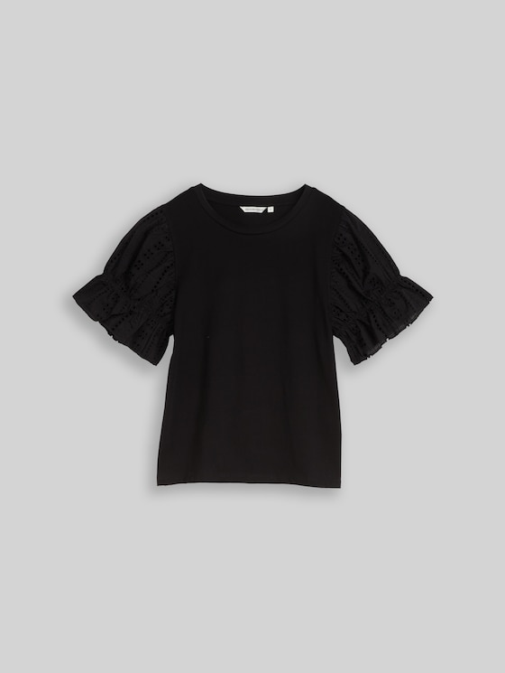Loose fit T-shirt with eyelet embroidery - deep black