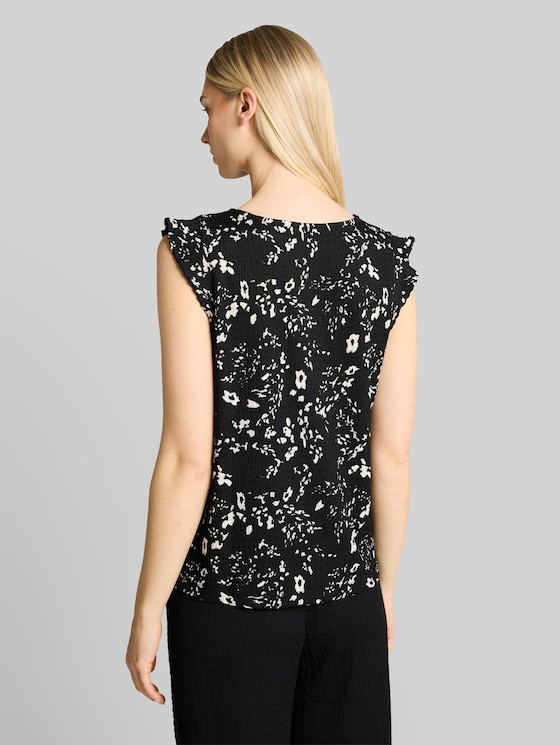 Loose fit crinkle top with flounces - black white flower print