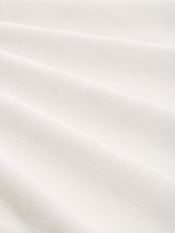 Jacquard T-shirt with round neckline - off white