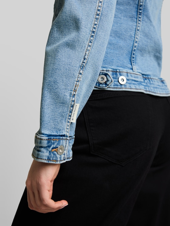 Denim jacket with side pockets - Clean Light Stone Blue Denim
