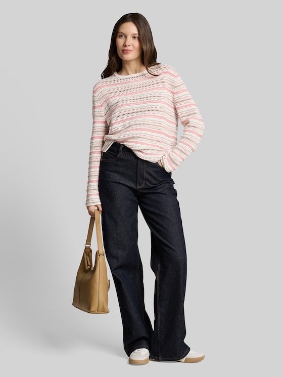 Loose fit knitted jumper with stripes - pink beige stripe