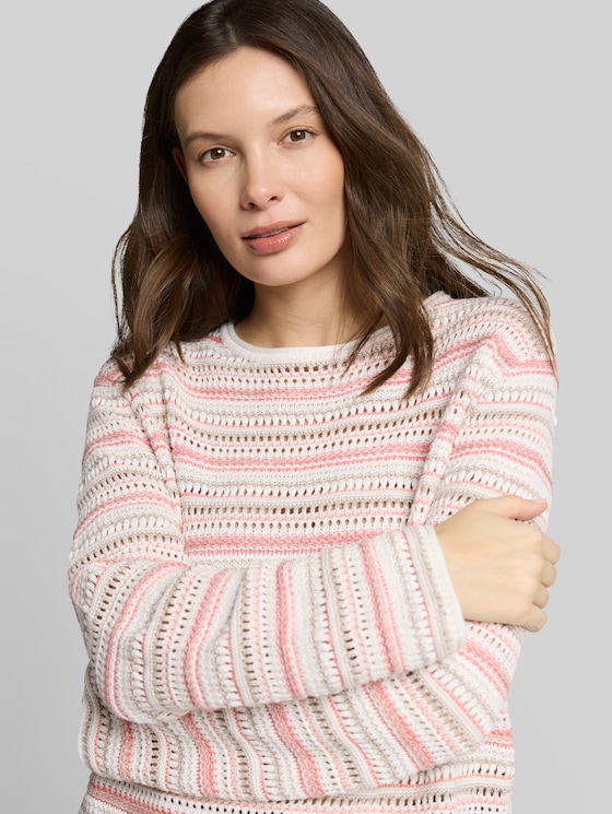 Loose fit knitted jumper with stripes - pink beige stripe