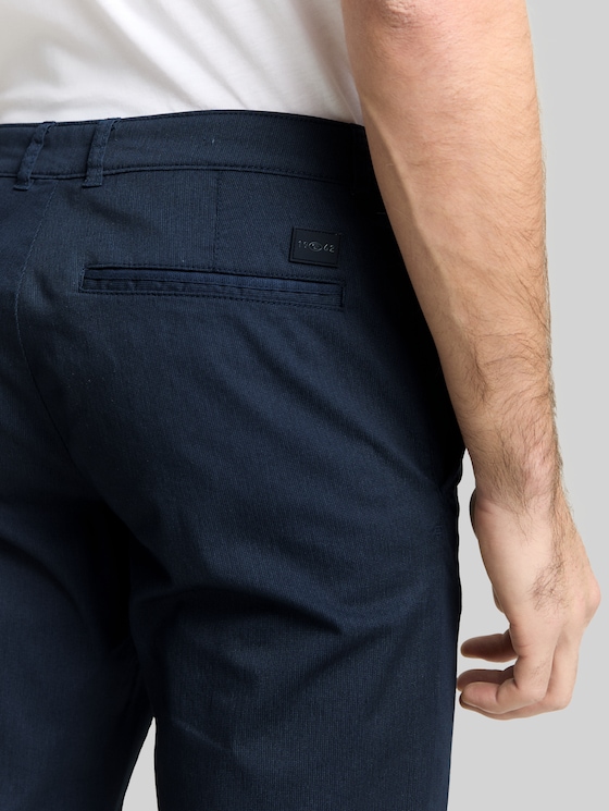 TTTRAVIS SLIM Chino Trousers - navy mini geometric print