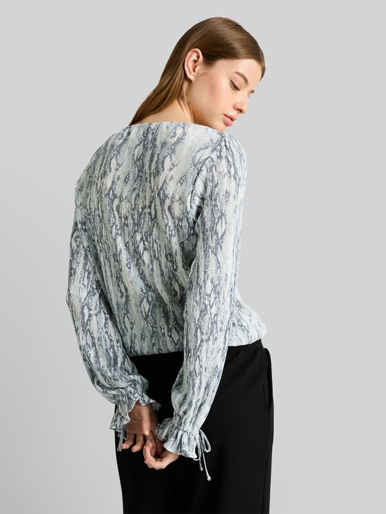 Crinkle wrap blouse with snake print - faded snake print
