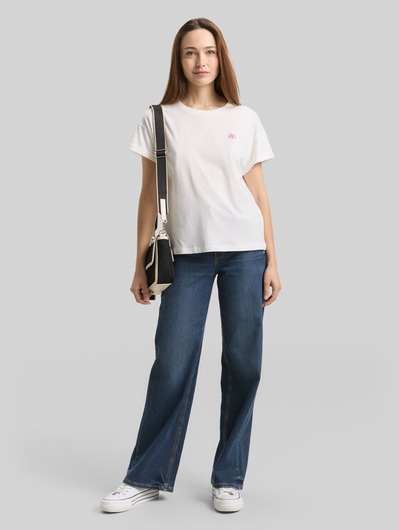 T-shirt with embroidery - Soft Clear White
