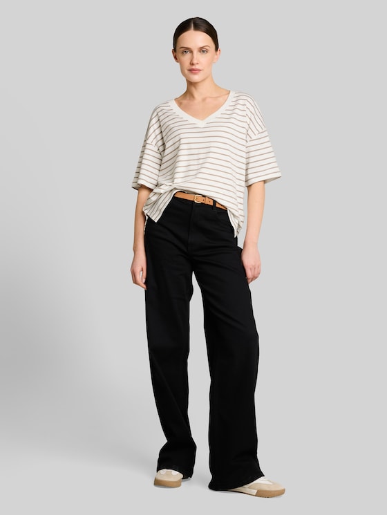 Oversize T-shirt with stripe pattern - white beige irregular stripe