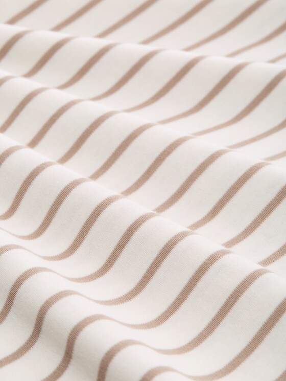 Oversize T-shirt with stripe pattern - white beige irregular stripe