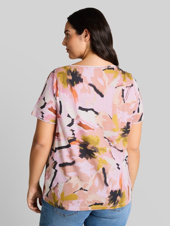 Plus Size - cotton T-shirt - big abstract flower print