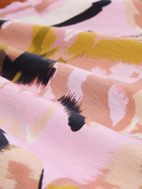 Plus Size - cotton T-shirt - big abstract flower print