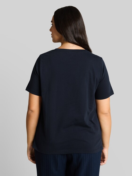 Plus Size - boxy fit T-shirt with breast pocket - sky captain blue