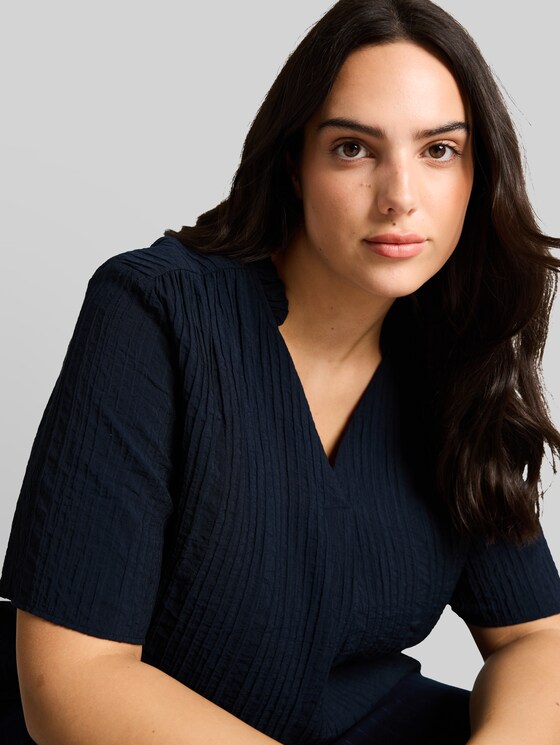 Plus Size - crinkle blouse with V-neck - sky captain blue