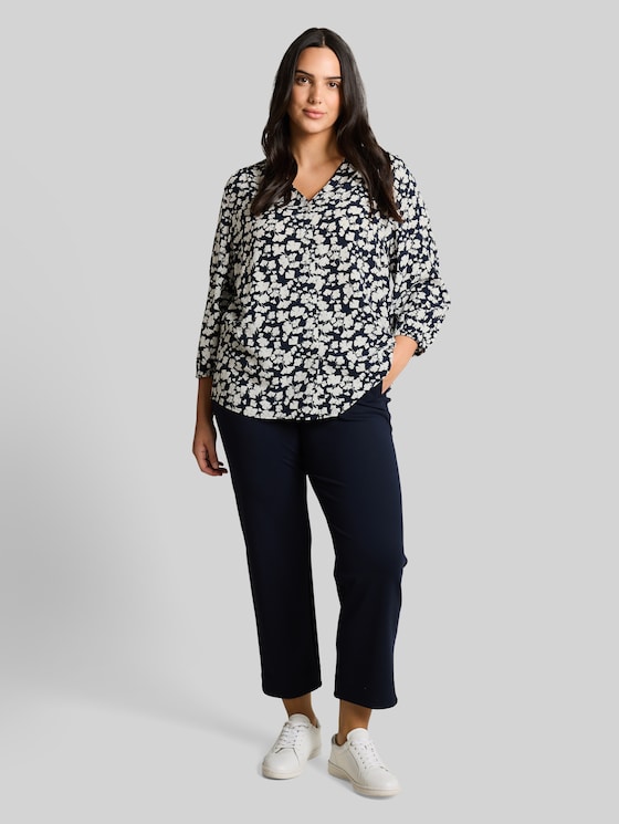 Plus Size - viscose blouse - blue ginkgo minimal