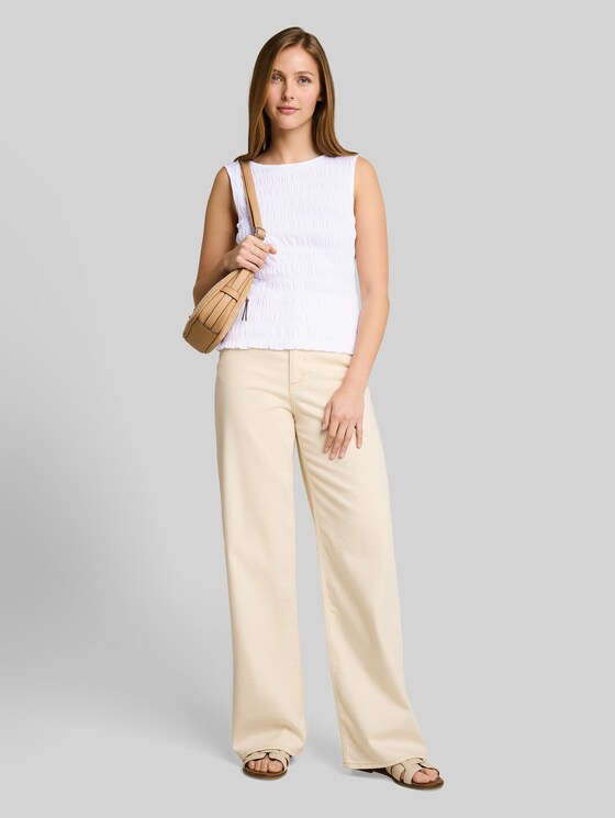 Smocked top with stretch - White