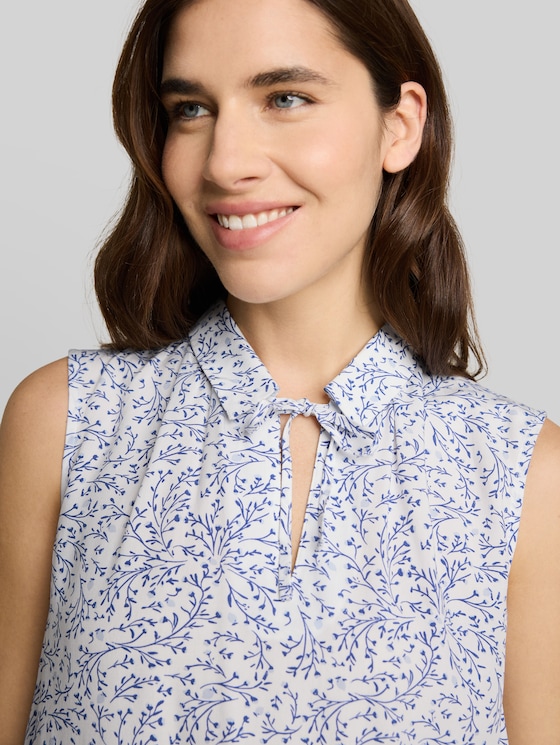 Blouse top with pattern - white small leaves design