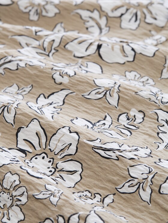 Loose-fit blouse with V-neck - olive big flower design