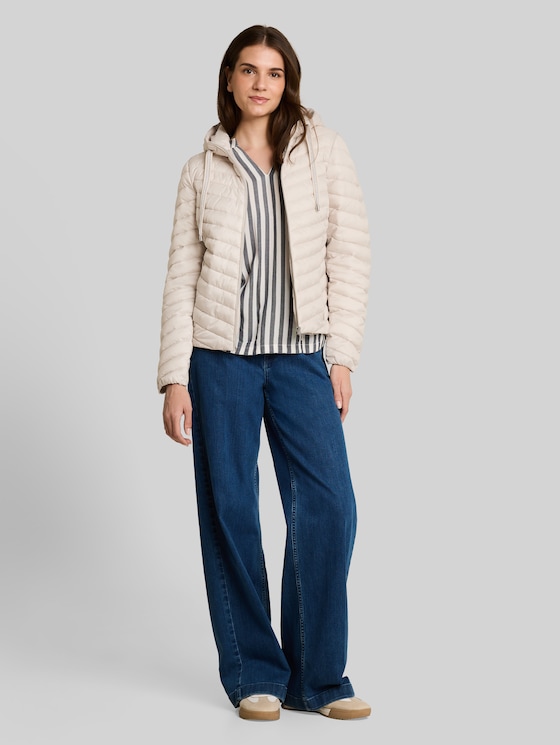 Lightweight quilted jacket with hood - cold beige