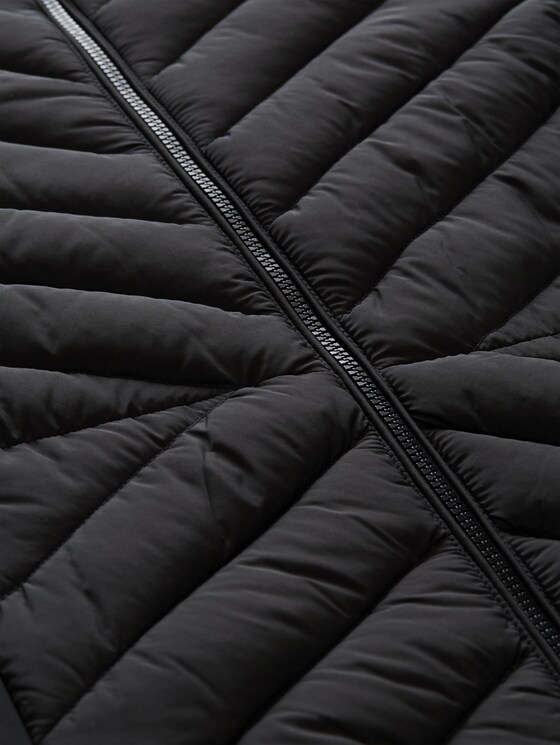 Hybrid quilted jacket with hood - deep black
