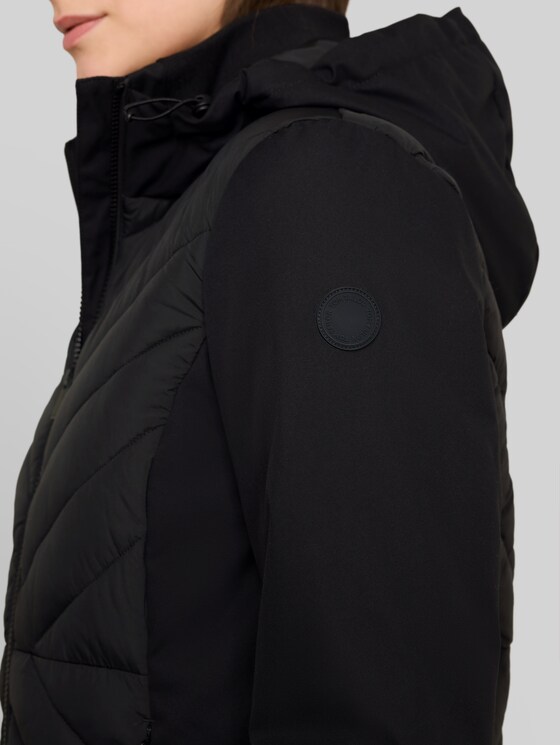 Hybrid quilted jacket with hood - deep black