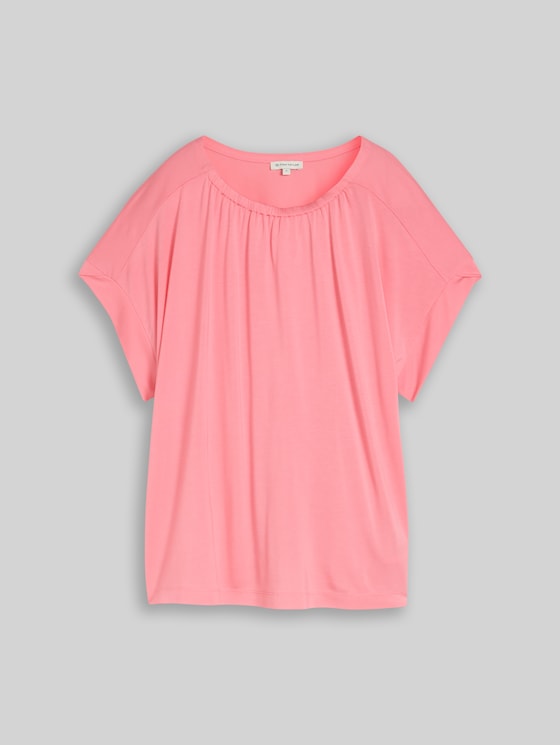 T-shirt with ruffles - soft fuchsia pink