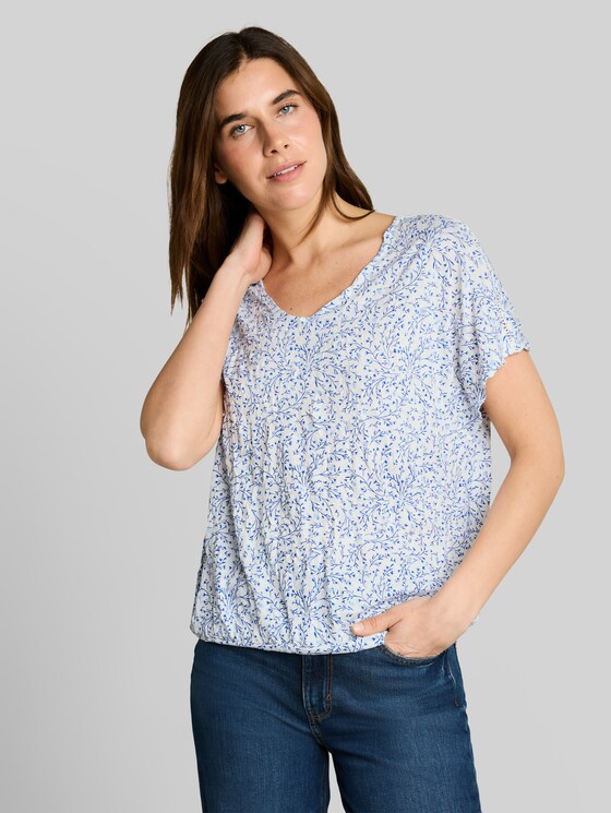 Crinkle T-shirt with pattern - white small leaves design