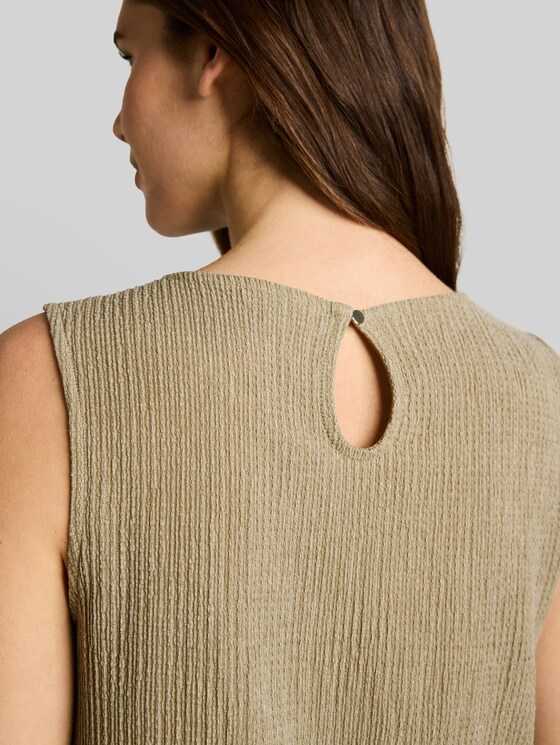 Crinkle top with side slits - olive white structure