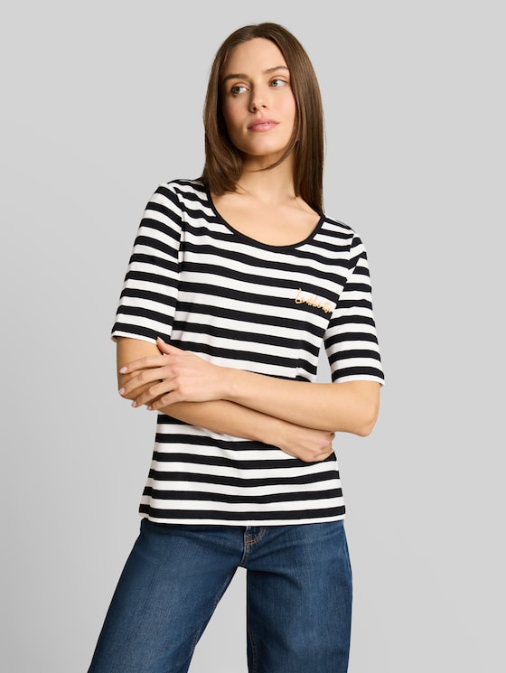 T-shirt with embroidery - black white stripe