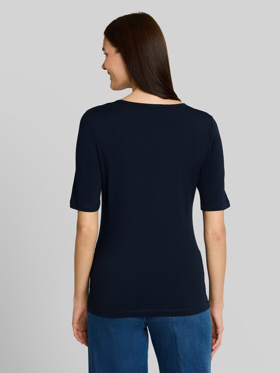 Basic t-shirt with a round neckline - sky captain blue