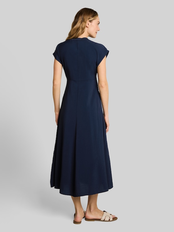 Midi dress with side pockets - sky captain blue