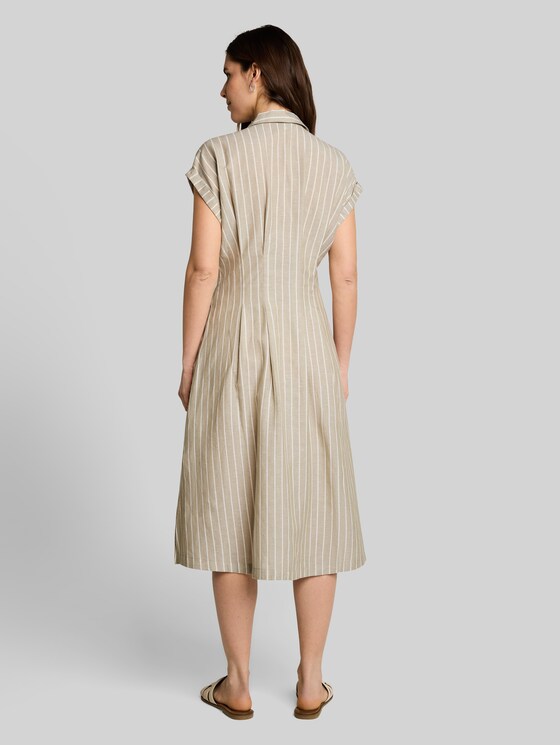 Midi dress with a striped pattern - olive irregular stripe