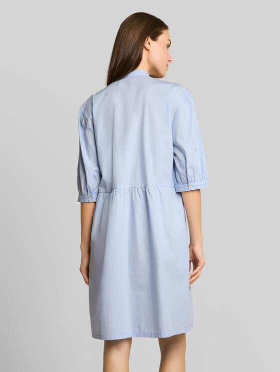 Loose-fit dress with floral embroidery - Kentucky Blue
