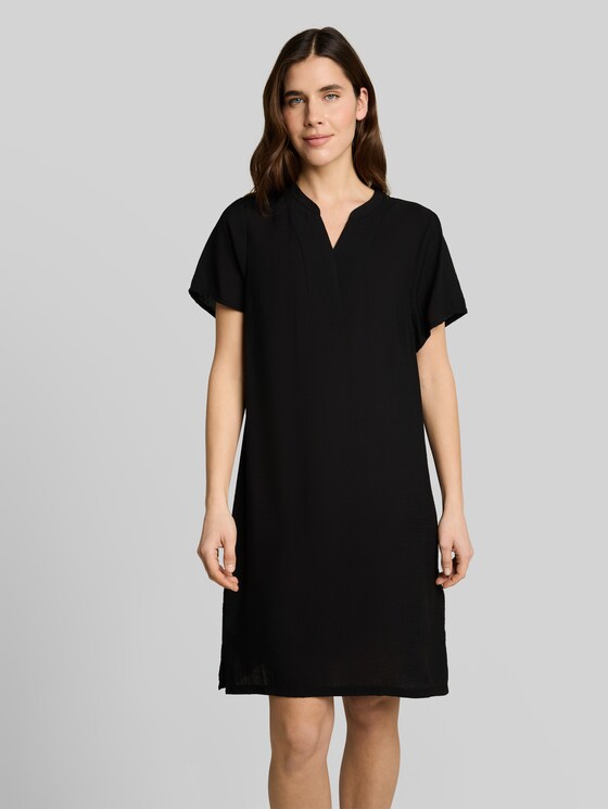 V-neck dress - deep black