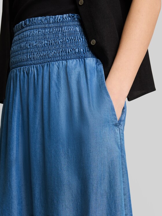 Denim skirt with side pockets - Clean Light Stone Blue Denim